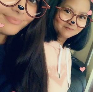 Meet your Posher, Imelda